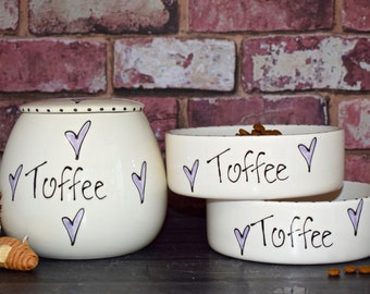 Personalised dog set, 2 Small bowls 1 jar set, personalised dog bowls, personalised cat bowls, dog gift set, cat gift set, dog treat jar