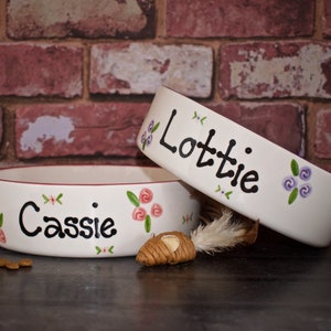 small bowl, dog food bowl, cat bowl, cat bowl with name, cat bowl personalised, dog bowl, dog bowl personalised, dog bowl ceramic, cat dish