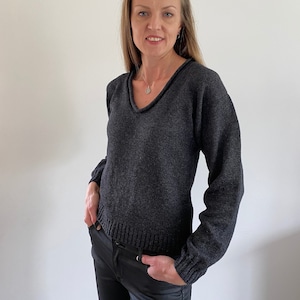 Cashmere sweater, cashmere pullover, lightweight cashmere sweater, cashmere jumper, V neckline sweater, womans pullover, womans sweater