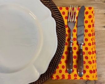 Cotton Dinner Napkin "Spot in Red"