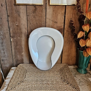 Orinal vintage de porcelana esmaltada de metal blanco