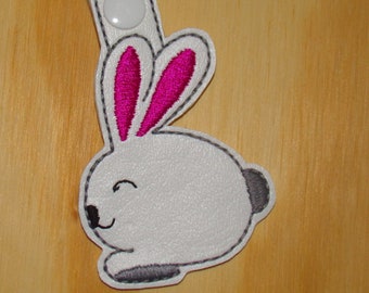 Way too cute bunny rabbit vinyl embroidered key fob / chain! Easter, birthdays, showers, party favors, or just because!