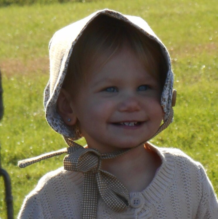 Old fashioned cheap baby hats