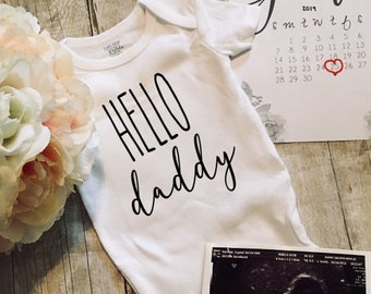 Hello Daddy, Pregnancy Announcement to husband Personalized BODYSUIT, Gift for Husband, baby bodysuits, Father's Day Gifts for Him