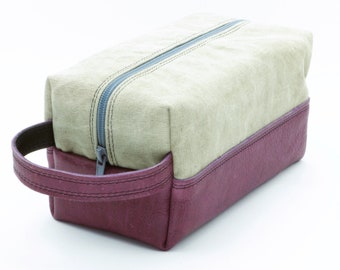 Leather toiletry bag. Leather and Waxed cotton canvas bag. Christmas Gift. Toiletry kit. Mens Gift. Husband Gift