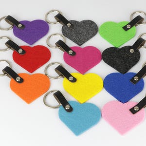 Key ring made from felt, heartshaped