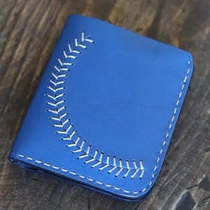 Cartera de béisbol de cuero personalizada / Cartera azul plegable / Regalo para él / Cartera para el Día del Padre / Regalos de béisbol / Cuero de grano completo / Regalo de cumpleaños