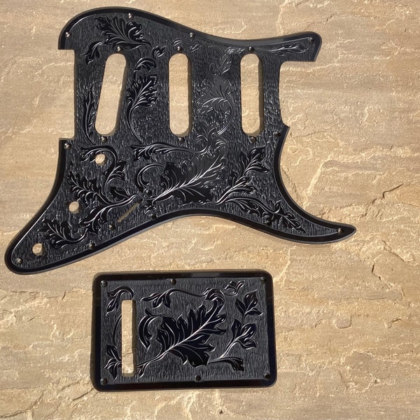 Plaque de protection Stratocaster et plaque de protection Tremelo