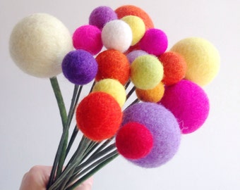 Felt Ball Flowers, Felt Ball Bouquet, Billy Balls, Craspedia, Pom Pom Flowers, Modern Flower Arrangement, Anniversary Gift, Wool Anniversary