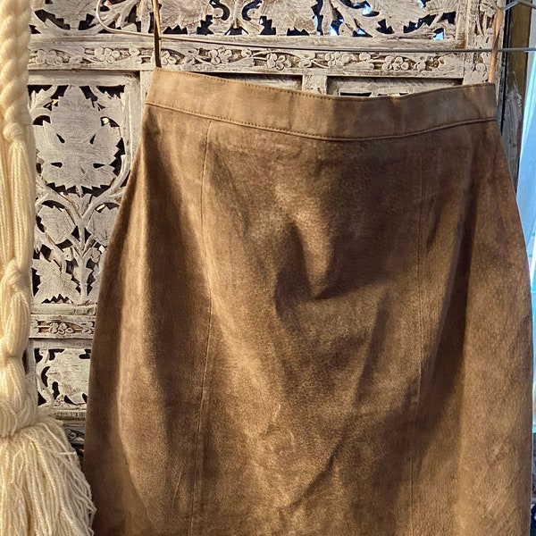 Vintage bagatelle camel color suede skirt size 12