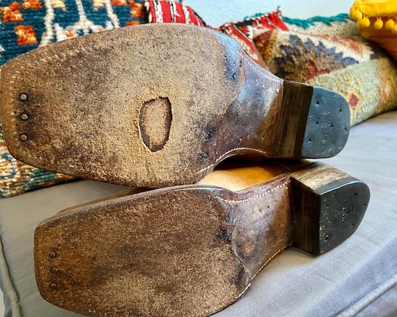 Vintage Distressed FRYE Black Label Campus Boots Banana