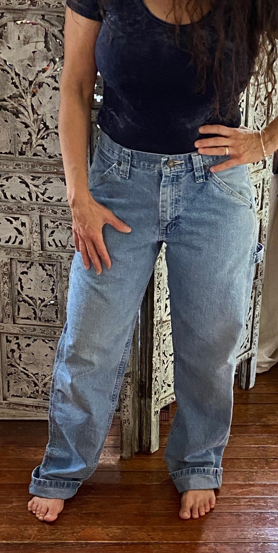 jeans with hammer loop
