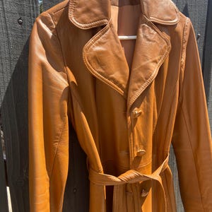 Vintage caramel leather coat jacket rounded collar 70s