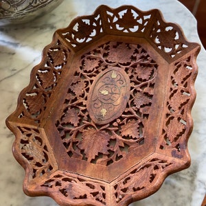 Vintage made in india Indian carved shisham rosewood tray with leaves