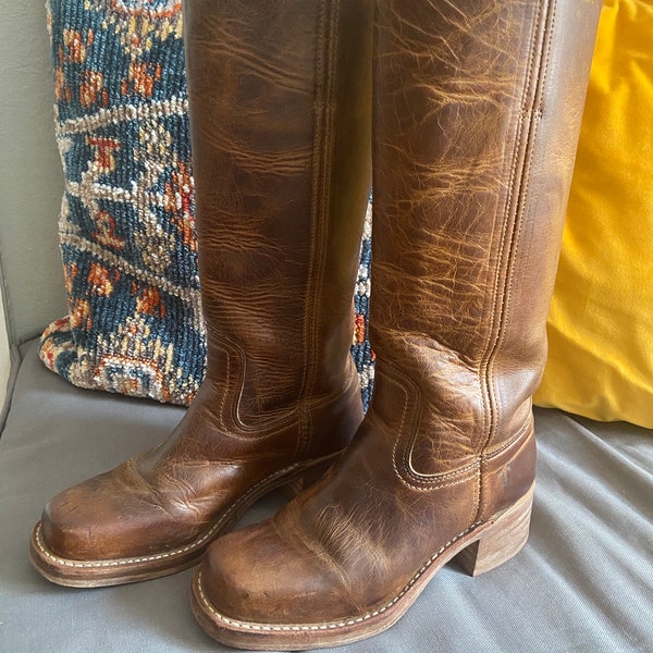 FRYE campus boots brown distressed leather womens 6M