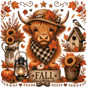 Puede incluir: Una vaca Highland con sombrero de paja y bufanda de cuadros blancos y negros, rodeada de elementos otoñales como calabazas, girasoles en una jarra, una casa para pájaros con un ave, un farol y un letrero de madera con el texto FALL.
