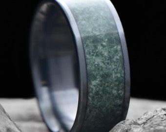 Black Titanium Wedding Band with Central Moss Agate Inlay | FREE ENGRAVING | 8mm | Men's Wedding Ring | Unique Men's Ring