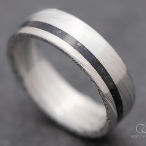 The Memoir | FREE ENGRAVING | Heimskringla Stainless Damascus Ring with Black Onyx Inlay | 6mm | Wedding Ring | Custom Made For You