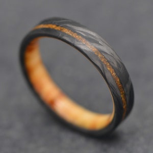 The Horizon | FREE ENGRAVING | Forged Carbon Fiber Ring with Tiger&#39;s Eye Inlay and Silver Spalted Birch Inner Sleeve | 5mm | Wedding Ring