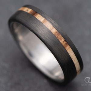 The Vertex | FREE ENGRAVING | Carbon Fiber Ring with Silver Spalted Birch Inlay and Titanium Inner Sleeve | 5mm | Wedding Ring | Custom Made