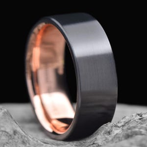 Black Zirconium Ring | FREE ENGRAVING | Zirconium ring with 14K Rose Gold Inner Sleeve | Flat Profile | Men&#39;s Wedding Band | 8mm