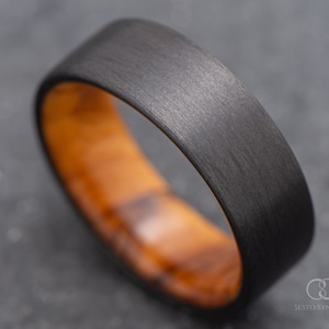 The Quantum | FREE ENGRAVING | Unidirectional Carbon Fiber Ring with Olivewood Inner Sleeve | 7mm | Wedding Ring | Custom Made