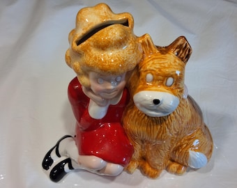 Vintage 1982 Little Orphan Annie and Her Dog Sandy Ceramic Coin Bank With Black Rubber Stopper, Applause/Columbia Pictures, Made in Taiwan