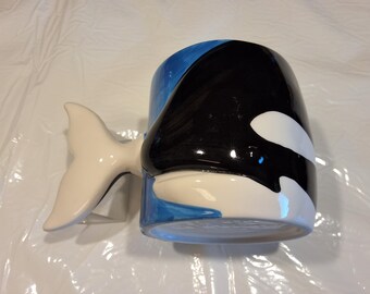 Vintage 1989 Hand-Painted Orca Killer Whale Ceramic Coffee Mug With Tail Handle, 13 oz, Bergschrund, Seattle, Made in Korea