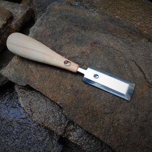 Wood Carving Tools With Metal V-Shape & Curved Blades – Elizabeth