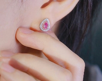 Aretes de oro de 18 quilates con diamantes rosas en forma de pera: un regalo de joyería fina