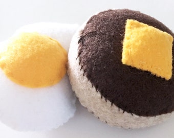 Felt Breakfast Keychain (Pancake or Egg)