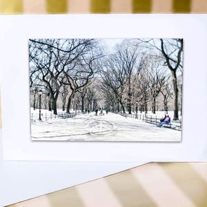 Carte de vacances New York City, signe de paix, Promenade de Central Park, carte de vacances, scène de la neige, photographie d’hiver, Manhattan, jeux de cartes