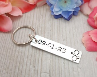 Personalised Date Keychain, Anniversary Gift For Him, Wedding Anniversary Gifts