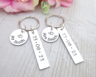 Personalised Wedding Date Keyring | Anniversary Gift For Husband | Custom Wedding Gift For Couple | Personalized Date Gift