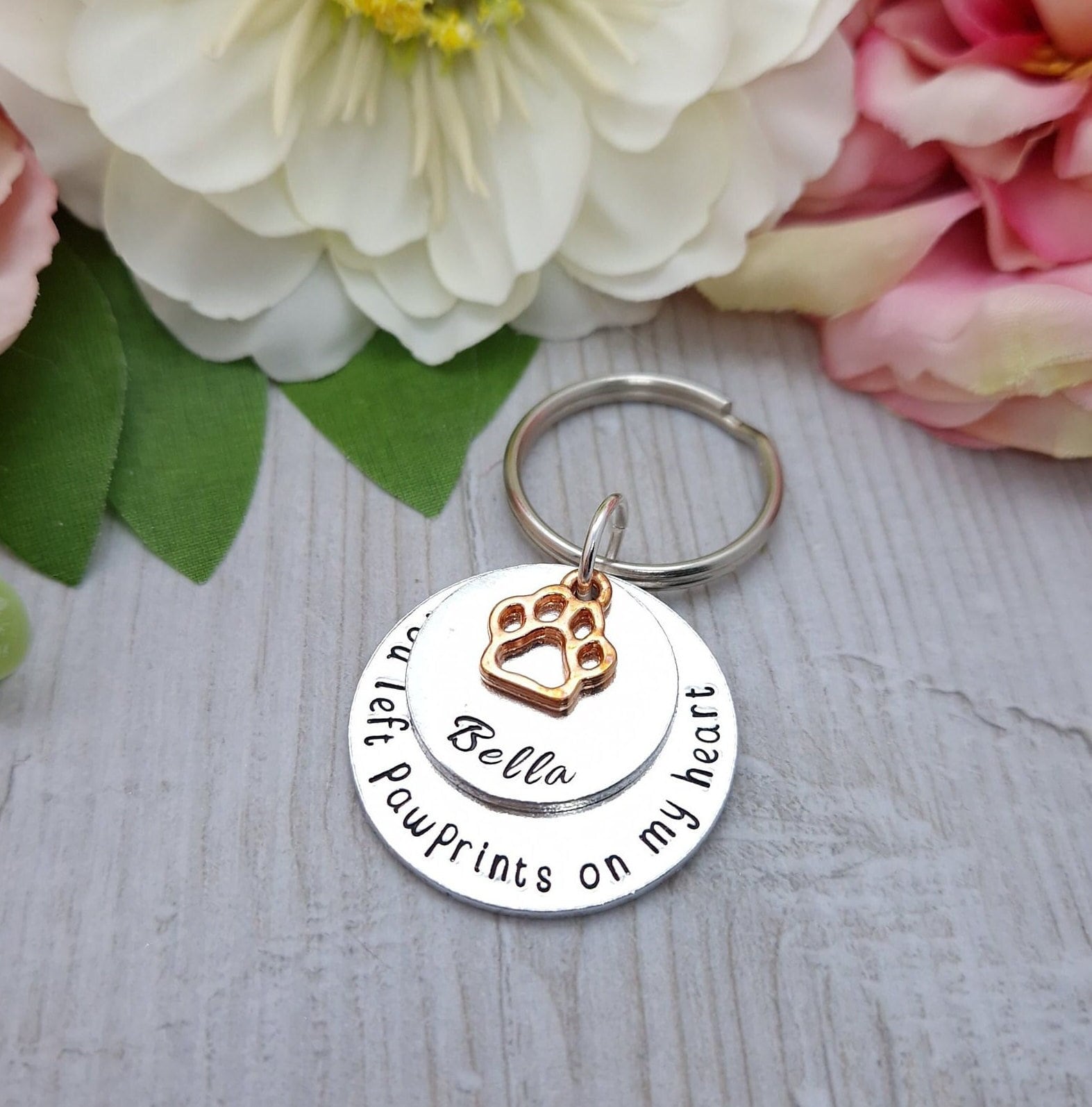 Pet Loss Memorial Keyring Gift, Personalised Dog In Memory Keychain Gifts, Over The Rainbow Bridge Present, Cat Remembrance Keepsake