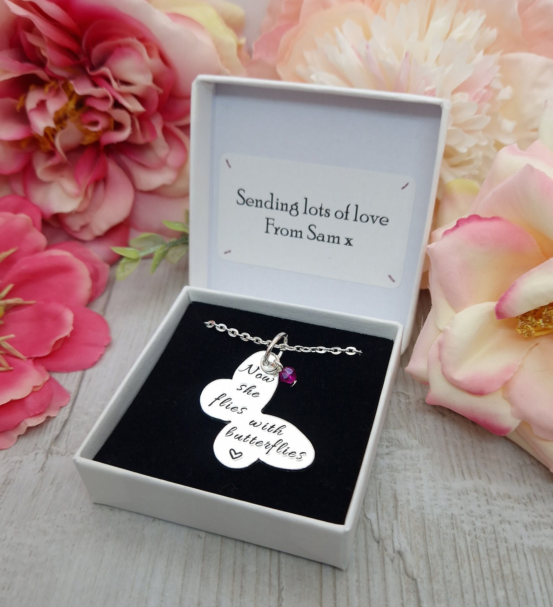 Words And Wishes Trauerkarte Mit Blumen & Schmetterlingen – Sentimentaler Spruch, Mit Silberfolie, Umweltfreundlich