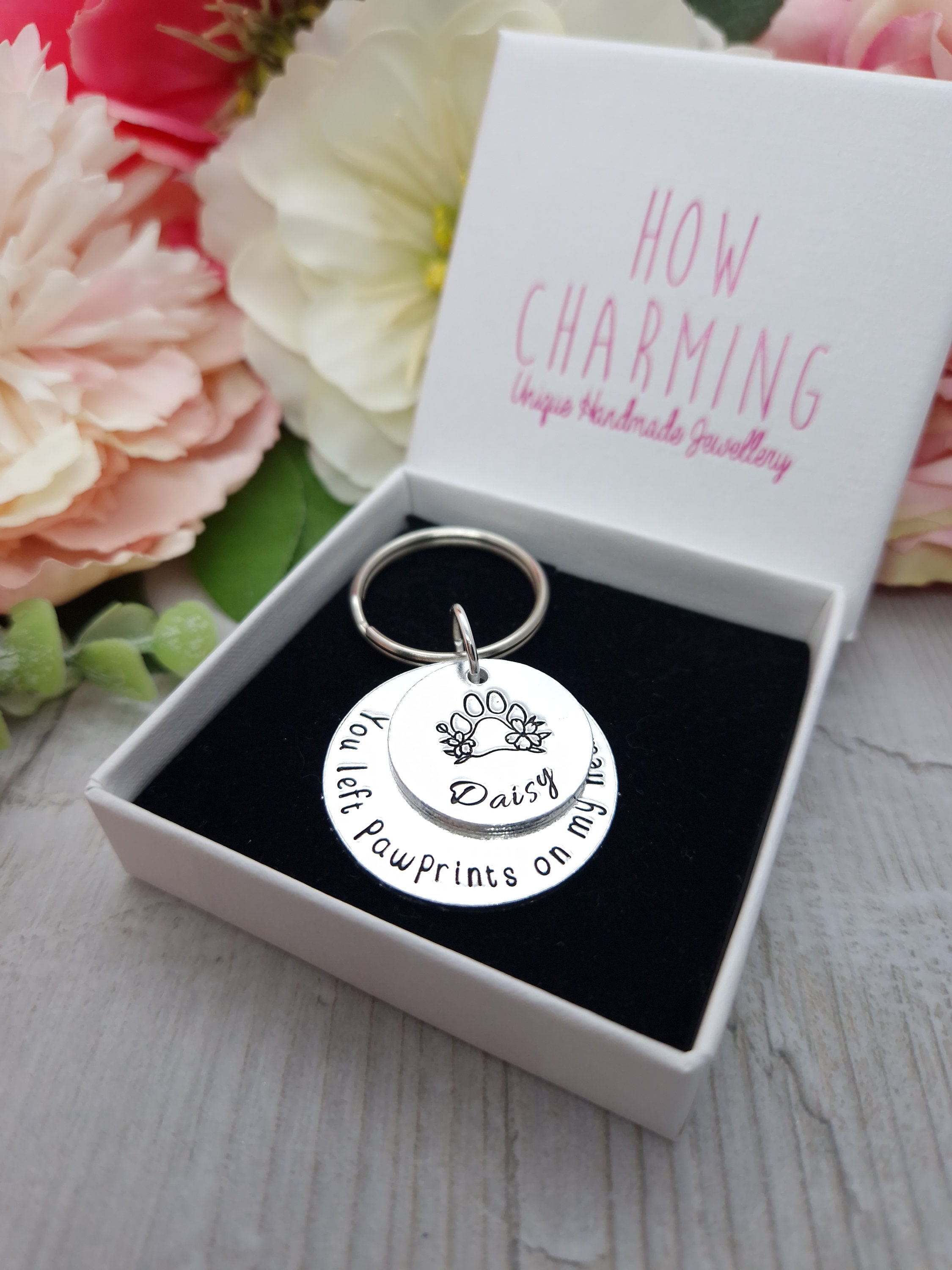 Dog Loss Memorial Keyring Gift, Personalised Pet In Memory Keychain Gifts, Over The Rainbow Bridge Present, Dog Paw Remembrance Keepsake