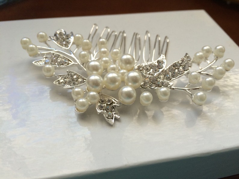 Wedding hair comb, Pearl bridal hair comb, bridal hair accessories, wedding hair accessories, crystal hair comb, vintage comb,bridal jewelry image 4