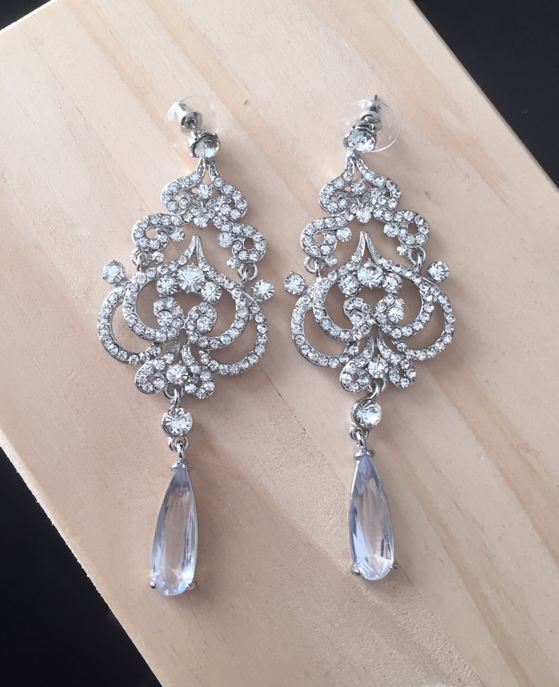 Vintage Wedding Jewelry chandeliers earrings Crystal Bridal Earrings Bridal Teardrop Earrings Bridal Jewelry Drop Ear Wedding Earrings