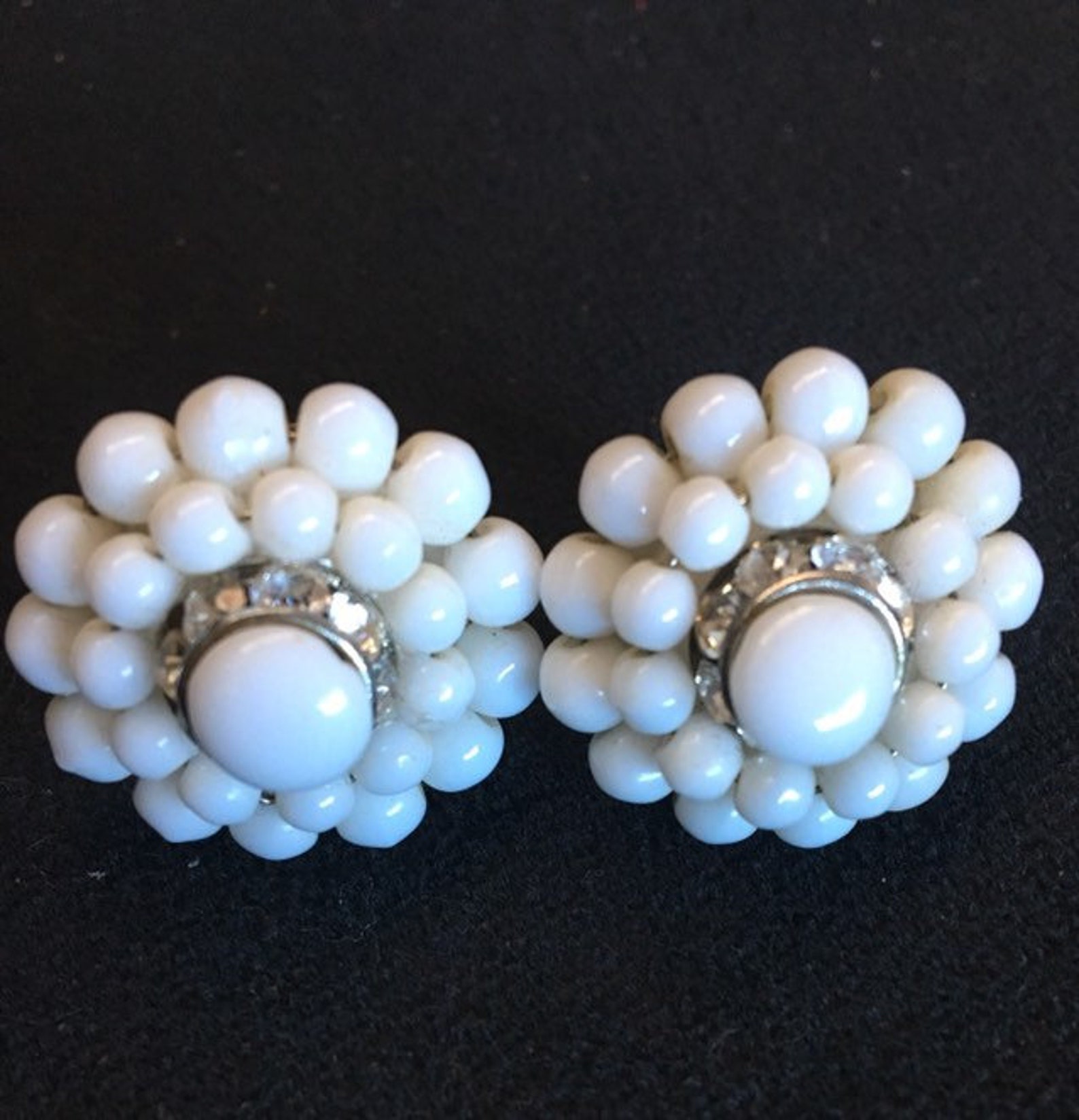 Vintage White screw back earrings Etsy