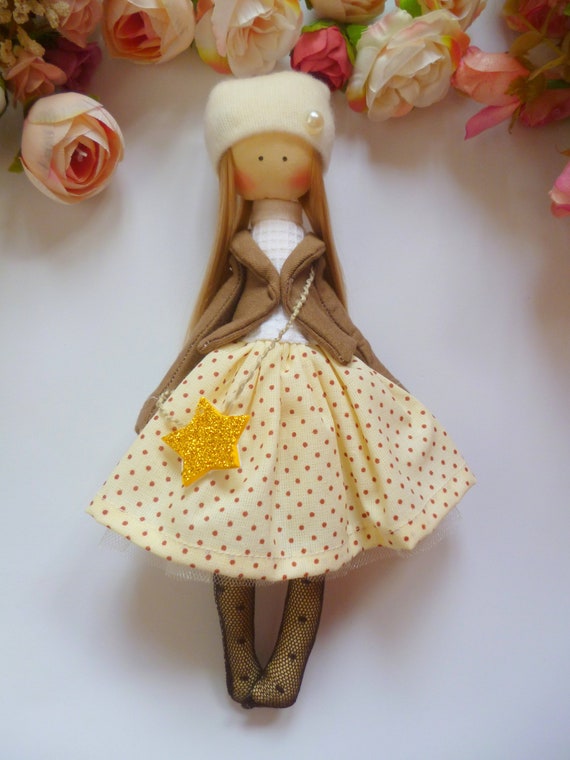 Cute Dolls 10 decorative fabric roses Beige