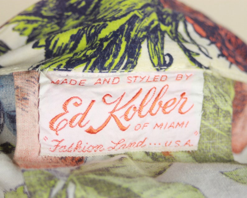 small 1950s FRUIT PRINT Skirt Vintage 50s Full High Waisted Cotton Skirt with Pockets