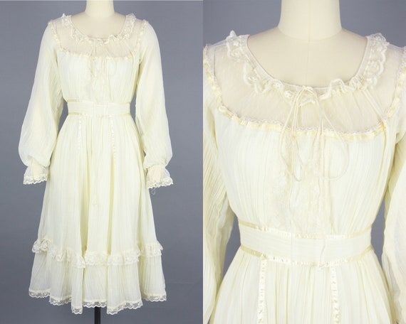 1970s GUNNE SAX Dress | Vintage 70s Ivory Cotton V
