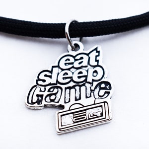 Eat Sleep Game, Paracord Neckace, Gamer Necklace, Gamer Gifts, Gift for Gamer, Video Games, Video Gaming, Console Game, Teen Gifts, Player