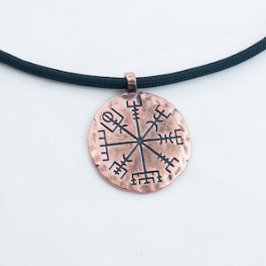 Wayfinder Compass Necklace, Icelandic Vegvísir, Ancient Pendant, Protective Talisman, Protection Jewelry, Magical Stave, Huld Manuscript