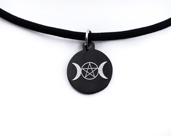 Collana Tripla Dea Della Luna Celtica | Ciondolo Wiccan Con Luna, Pentagramma E Croce | Gioielli Pagani In Acciaio Inox | Regalo Esoterico Per Donne