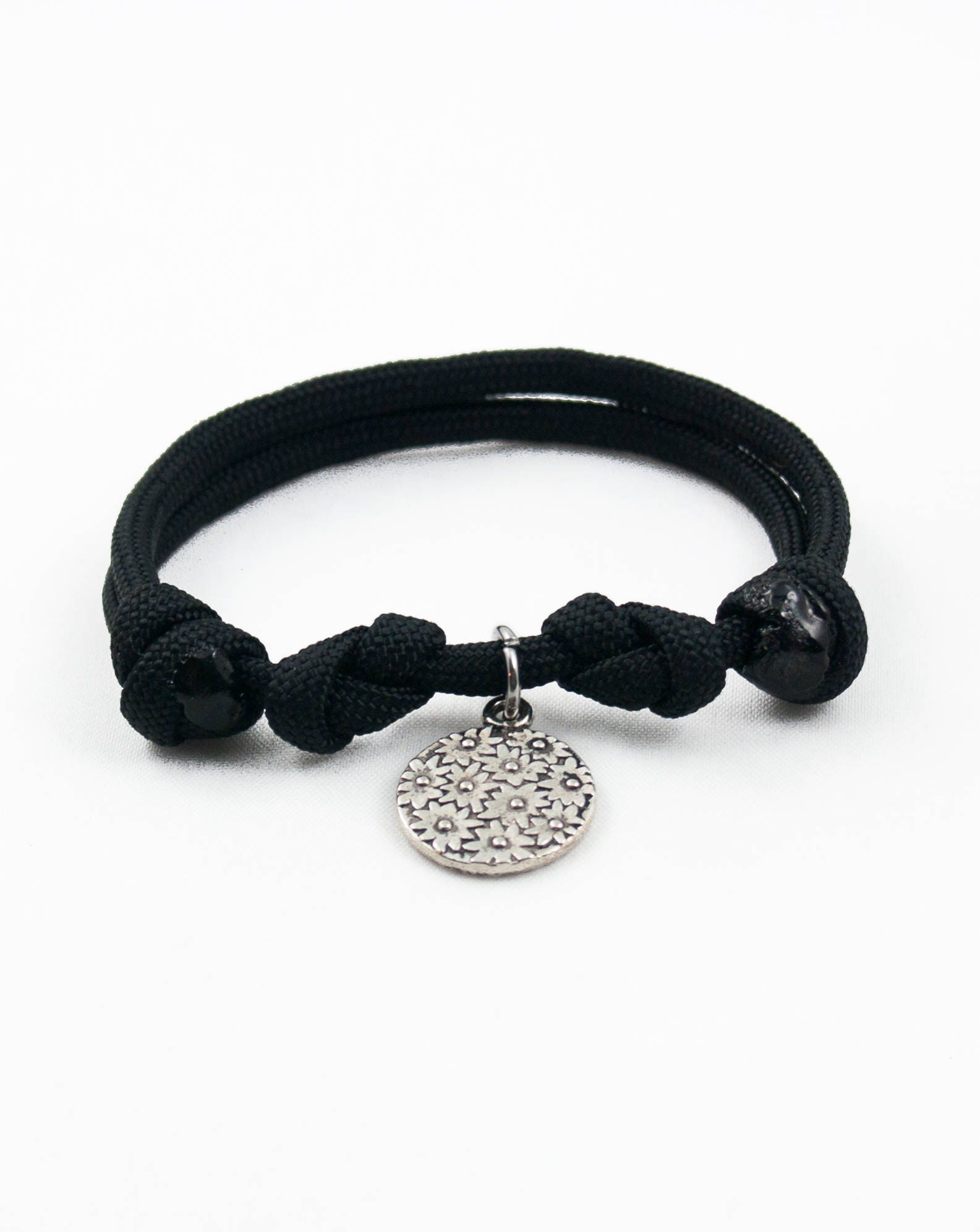 AMBUSH ブレスレット FLOWER PARACORD BRACELET How to Make a Paracord Bracelet the Beautiful Flower