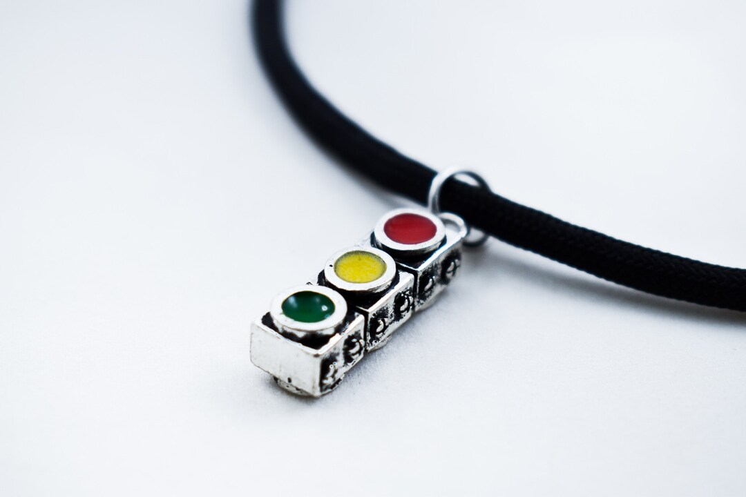 Traffic Light, Paracord Necklace, Car Gift Idea, Red Light, Yellow