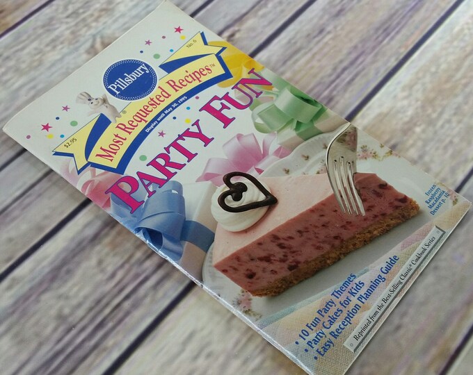 Vintage Cookbook Luby's Cafeteria 50th Anniversary 1996 Recipe