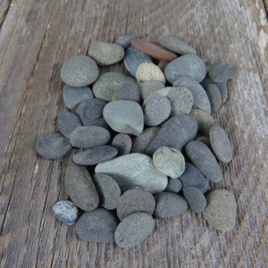 Garden Rock Path Stone Wall Ground Cover River Flat Stacking Rocks Craft Pebbles Fairy Village Miniature Dollhouse